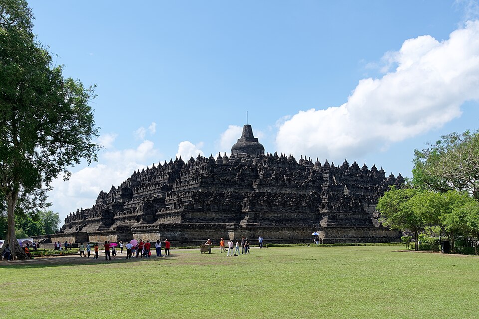 IPTV Indonesia 2026 – Best Indonesian TV Channels