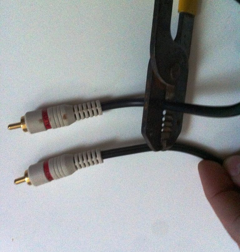 Cord Cutting 2026 – Complete Guide to Dropping Cable TV